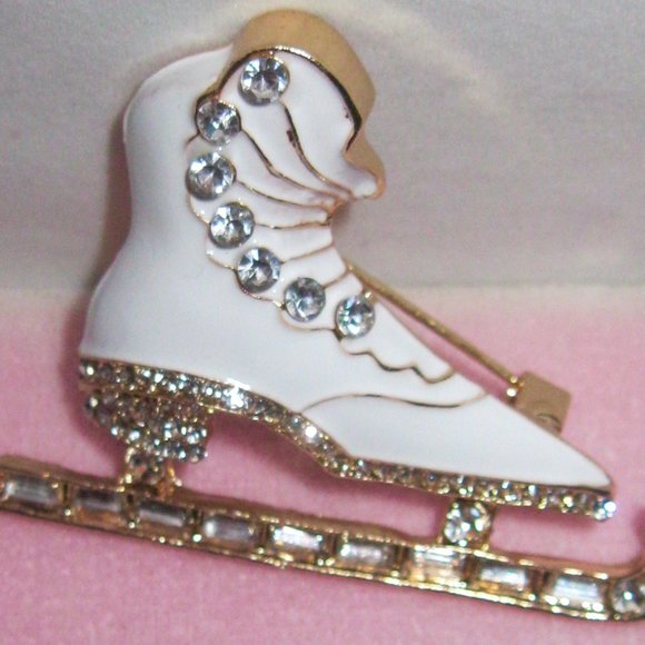 "VINTAGE VICTORIAN-LOOK FANCY ICE SKATE W/RHINESTONES & ENAMEL-GOLD TONE BEAUTY" - Picture 9 of 9